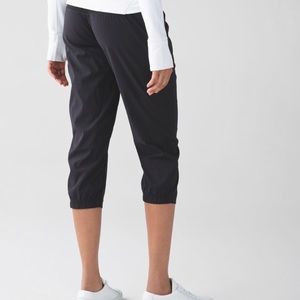 Lululemon Studio Crop Pants